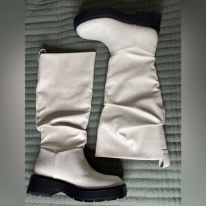 WHITE KNEE HIGH BOOTS NWOT Charles&keith